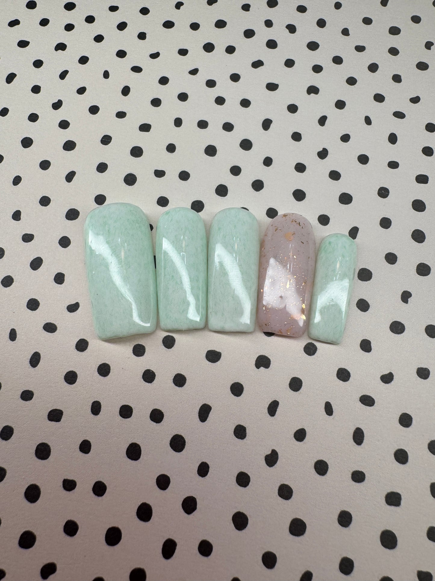 Minted Elegance Press-On Nails