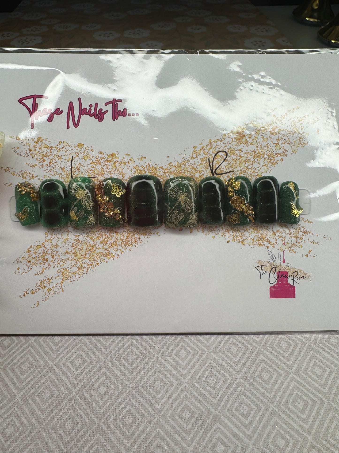 Gilded Forrest Press-On Nail Set