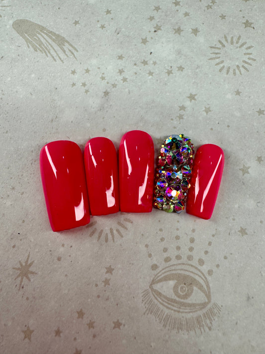 Glow Getter Press-On Nail Set