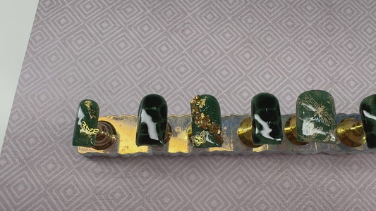 Gilded Forrest Press-On Nail Set