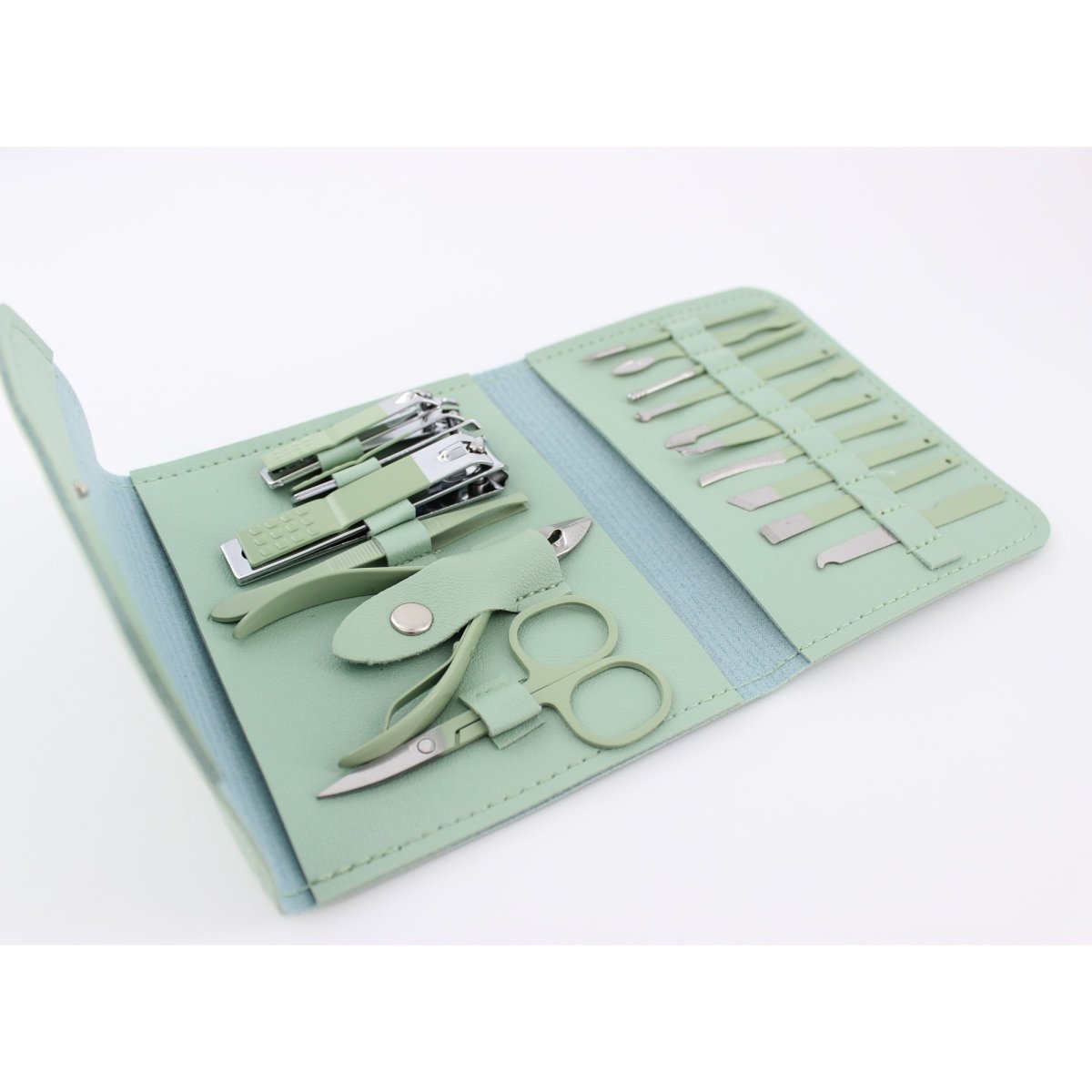 16-Piece Manicure Set – Nail Clippers & Grooming Kit with Case